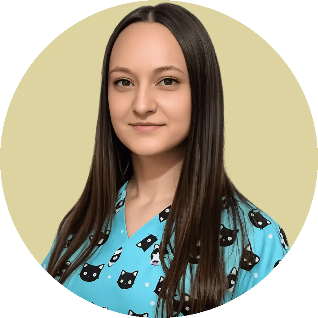 Alina Rotaru, medic veterinar, București – Tree Vet, farmacie și cabinet veterinar Beller